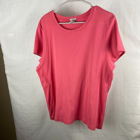 Old Navy Tshirt - Picture 1 of 7